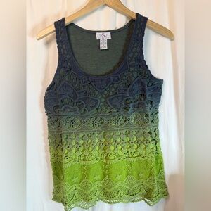 OSO Elegant Gradient Crochet Tank Top